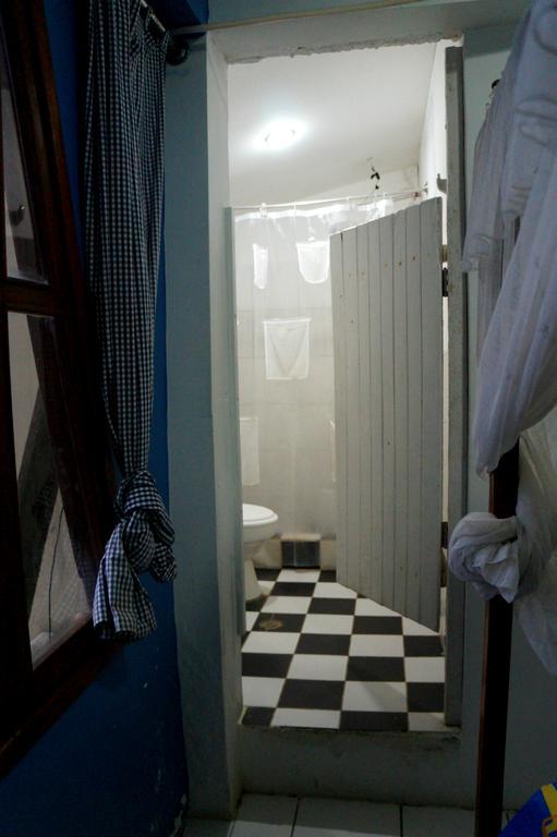 Hostal Monte Libano Пуэрто-Лопес Номер фото
