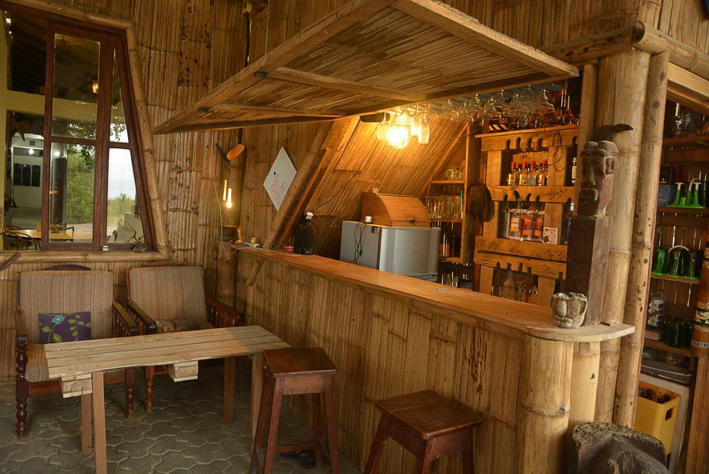 Hostal Monte Libano Пуэрто-Лопес Экстерьер фото